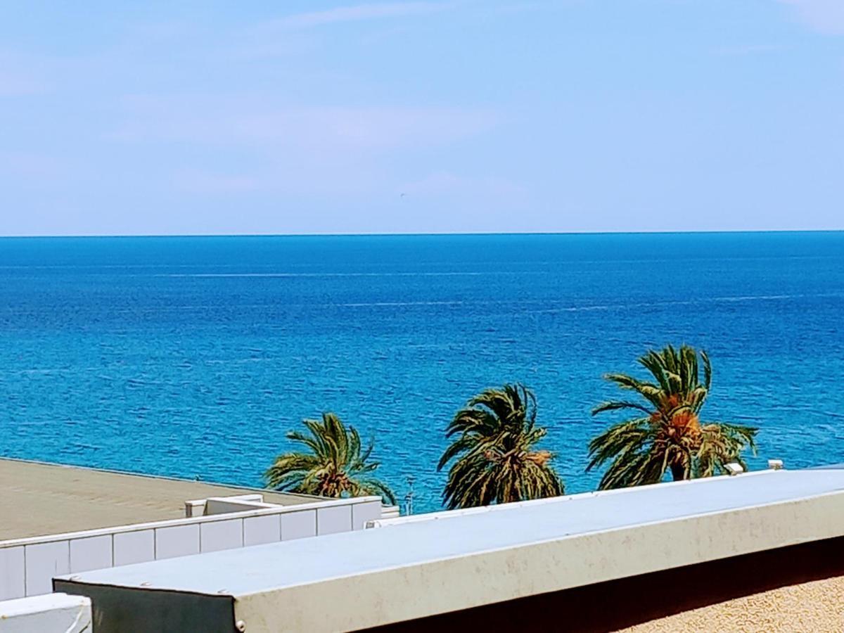 شقة Sweet Sea View سافونا المظهر الخارجي الصورة